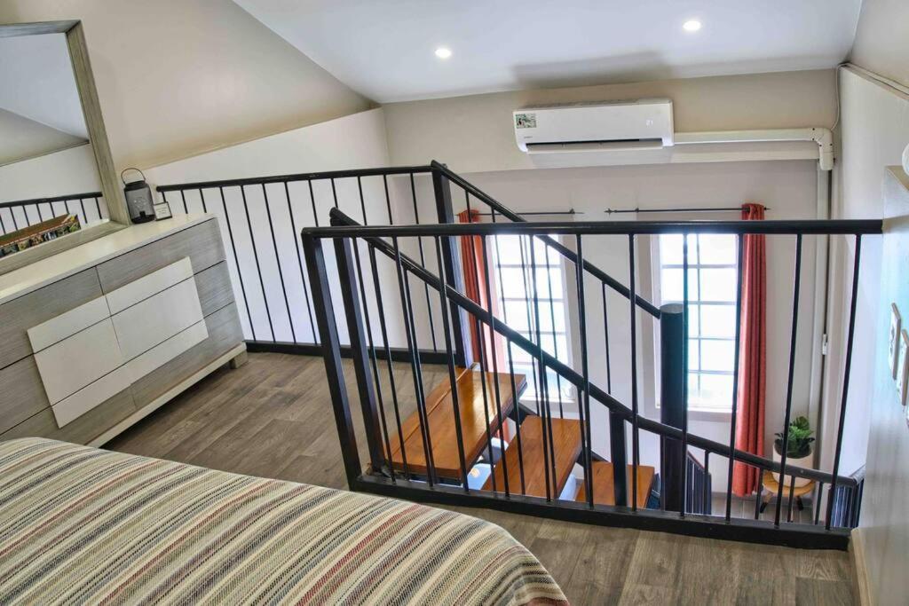 City Views Spacious Mezzanine Apartments Willemstad Exterior foto