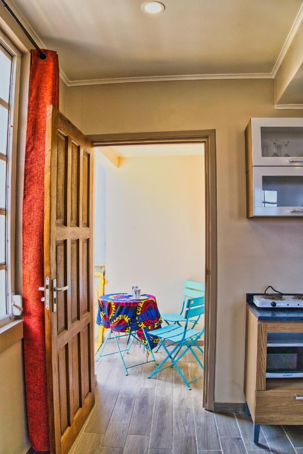 City Views Spacious Mezzanine Apartments Willemstad Exterior foto