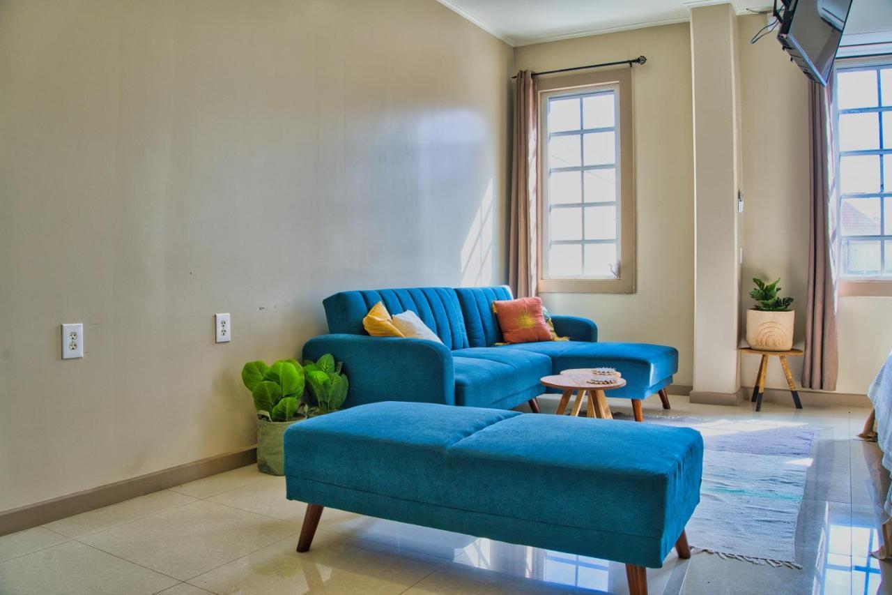 City Views Spacious Mezzanine Apartments Willemstad Exterior foto